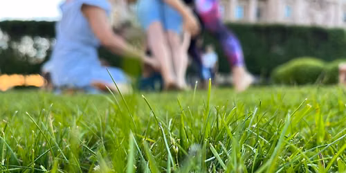 Contact Improvisation dance - outdoors