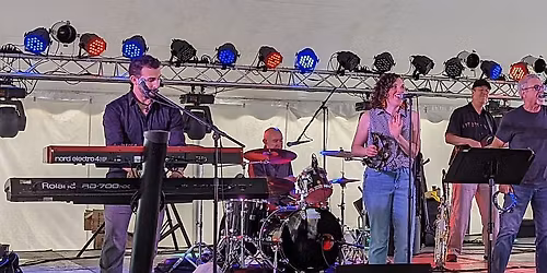 Waukesha Friday Night Live