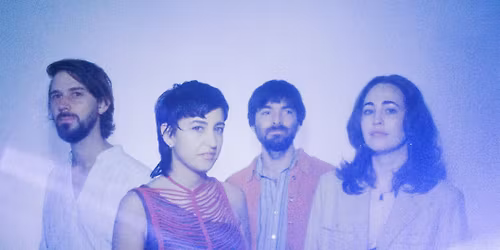 Derya Y\u0131ld\u0131r\u0131m & Grup \u015eim\u015fek 