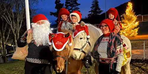 Redd Barnas julemesse med julegrantenning \ud83c\udf1f\ud83c\udf84