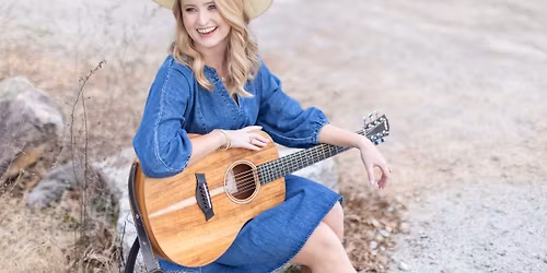 Maddy and Cotton Cruz at the Summer Grove Clubhouse 