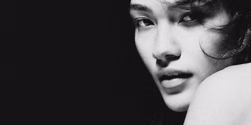 Olivia Dean in Manchester