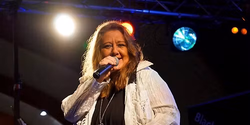 LIVE MUSIK - Nynne Qvick 