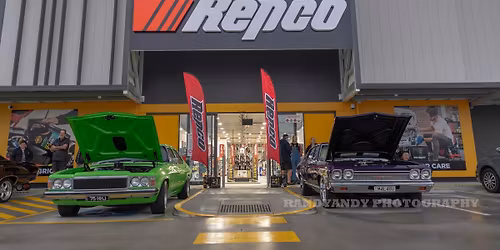 Gold Coast muscle car association. Robina Park Up & cruise
