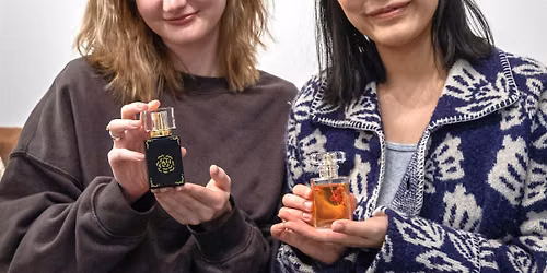 TREAT YOURSELF THURSDAY - Create your own signature Fragrance