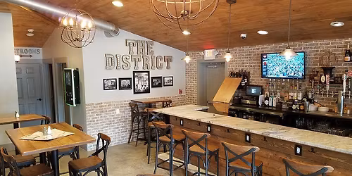 Alexus Lee LIVE at The District