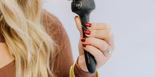 Mane & Co. Grand Opening