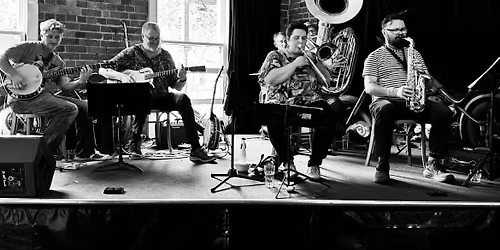 Steamboat Whistlers at Black Swan Hotel Bendigo