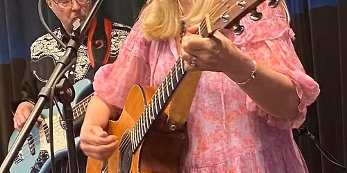 NOOM Featured Artist: Marian Mastrorilli