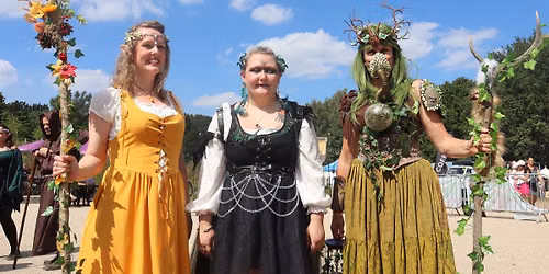 Wizards, Witches and Wardrobes Costume Competition