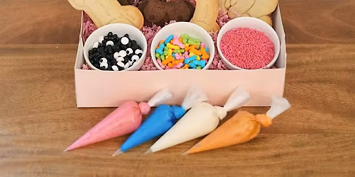 Naughty Ginger Bread Cookie Decorating Cocktail Experience