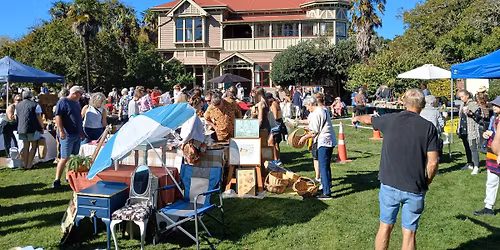 Vintage Market Avebury House 