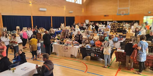 The Hub Creative Market: A Festive Summer