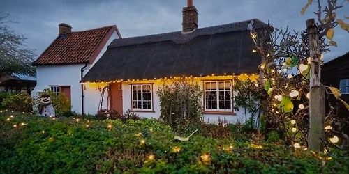 Twas the Night Before Christmas - a storytelling treat in Fen Cottage