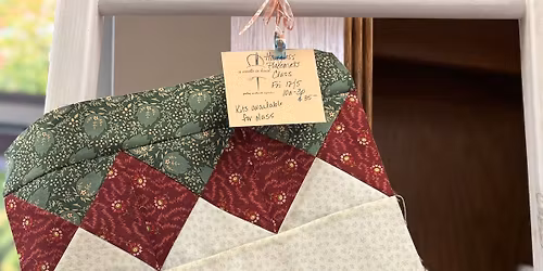 Holiday Hourglass Placemats Class 