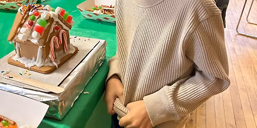 Gingerbread Housemaking and Photos with Santa