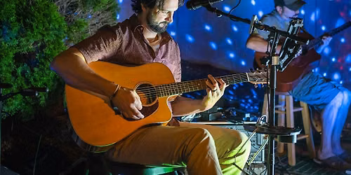 Tino & Malone - on the Main Pub Patio
