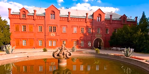 Den v Kl\u00e1\u0161terci a na Hasi\u0161tejn\u011b