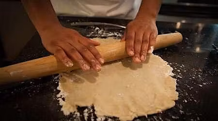 June Baking Class -  Peach Pie