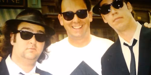 Allen James at The Sunset Beach Club, Fisherman's Village