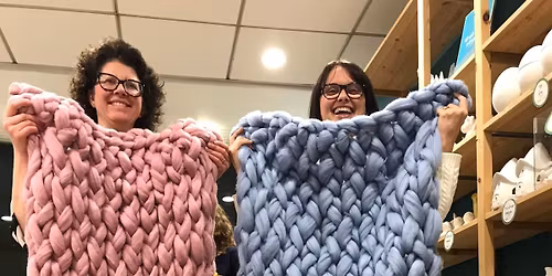 Beginners Arm knit a throw workshop at Make Craft and Design studio, Durno