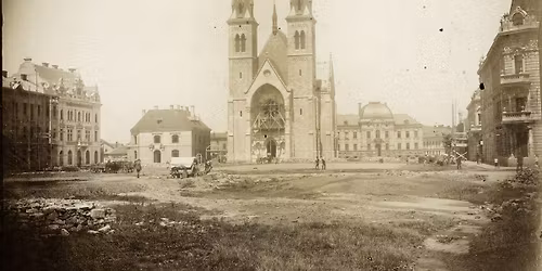 Nov\u00fd P\u0159\u00edvoz: jak vznikalo centrum podle n\u00e1vrhu C. Sitteho? (komentovan\u00e1 vych\u00e1zka)