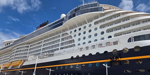 Walt Disney World + Disney Cruise Escape | EPCOT Food & Wine Festival