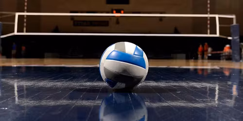 Washington Huskies at Illinois Fighting Illini Womens Volleyball at University of Illinois - Huff Hall