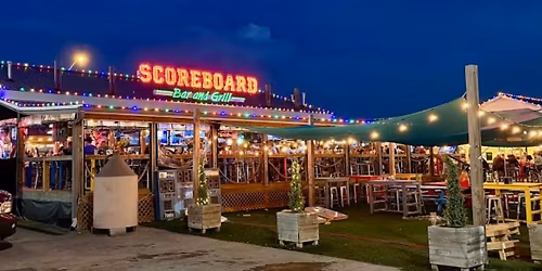 Girl DineHer: Scoreboard Opry