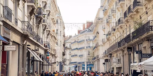 Vide-Grenier DR Mazet