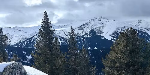 \u0412\u0440\u044a\u0445 \u041a\u043e\u043d\u0430\u0440\u0435\u0432\u043e \u0432 \u041f\u0438\u0440\u0438\u043d