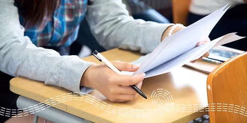 How to Win Scholarships for College or University with BridgesEDU Scholarships