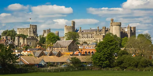 Arundel Castle & Amberley Village Scenic circular Hike