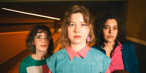 Matching Outfits (SUPPORT: Ondskyld (solo) + Holly Horsepower) \/\/ Live p\u00e5 PHONO