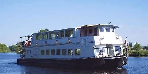 Stonehurst Family Farm and Afternoon Tea Cruise - Coach trip  