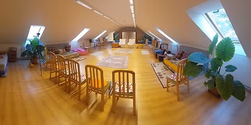 Csal\u00e1d\u00e1ll\u00edt\u00e1s M\u00f3rahalom