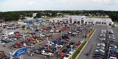 Fort Dodge Ford Toyota | Ja-Mar Cruise Night