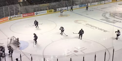 Ottawa 67s at Owen Sound Attack