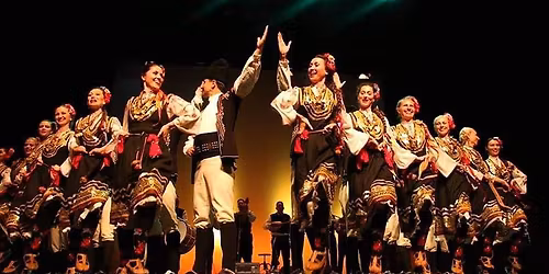 "\u0421\u0442\u0430\u0440\u043e \u0437\u043b\u0430\u0442\u043e \u043e\u0442 \u041f\u0438\u0440\u0438\u043d" - \u043a\u043e\u043d\u0446\u0435\u0440\u0442-\u0441\u043f\u0435\u043a\u0442\u0430\u043a\u044a\u043b \u043d\u0430 \u0410\u043d\u0441\u0430\u043c\u0431\u044a\u043b \u041f\u0438\u0440\u0438\u043d