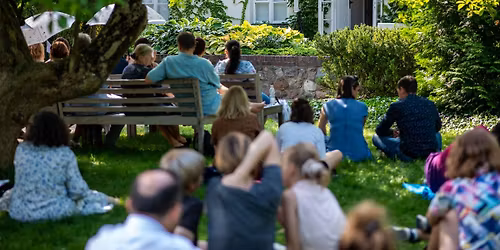 Maj\u00f3wka w \u017belazowej Woli \u201eListy pe\u0142ne uczu\u0107\u201d