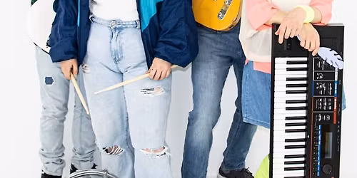 Hays travel 80s night with 'That covers band'