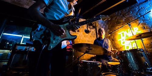 Mojo Webb & Coojee Timms Duo at The Alligator Club!!