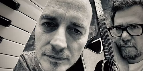 Sz\u0171cs Kriszti\u00e1n Akusztik Du\u00f3 \/\/ KOBUCI