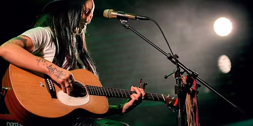 Charlie Rae - Live at The Hive!