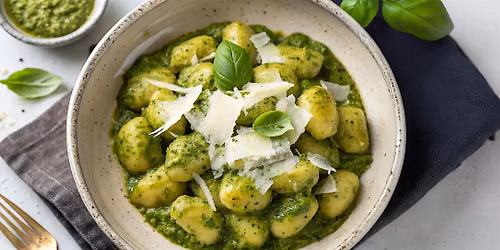 Hands-On: Gnocchi & Pesto Making
