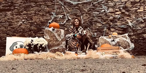 Halloweensk\u00e1 proch\u00e1zka 