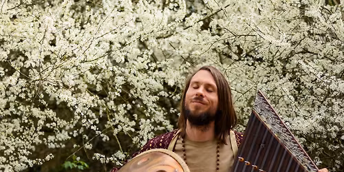 Singing Circle with Engelbert \/ Mystical Mystery