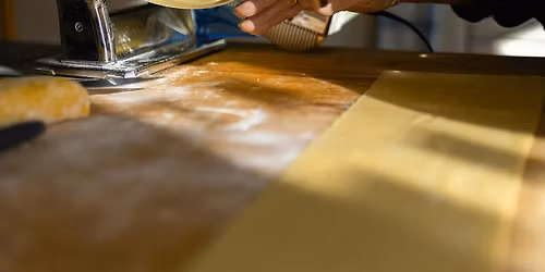 MANI IN PASTA - LASAGNE