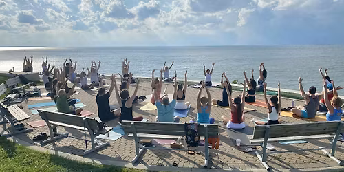 Good Vibes Park Yoga at Lakewood Park Solstice Steps - [Bottoms Up! Yoga]