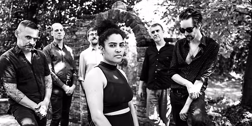 Wandering Oak: Julie's Haircut (IT)